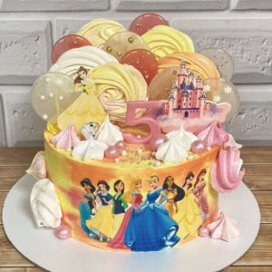Торт для девочки с принцессами